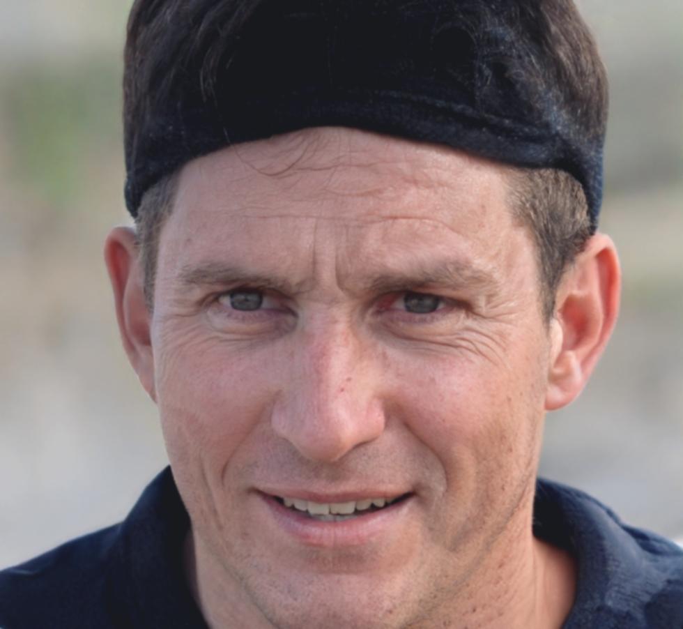 Portrait de Théophile Marchand, formateur expert en finance