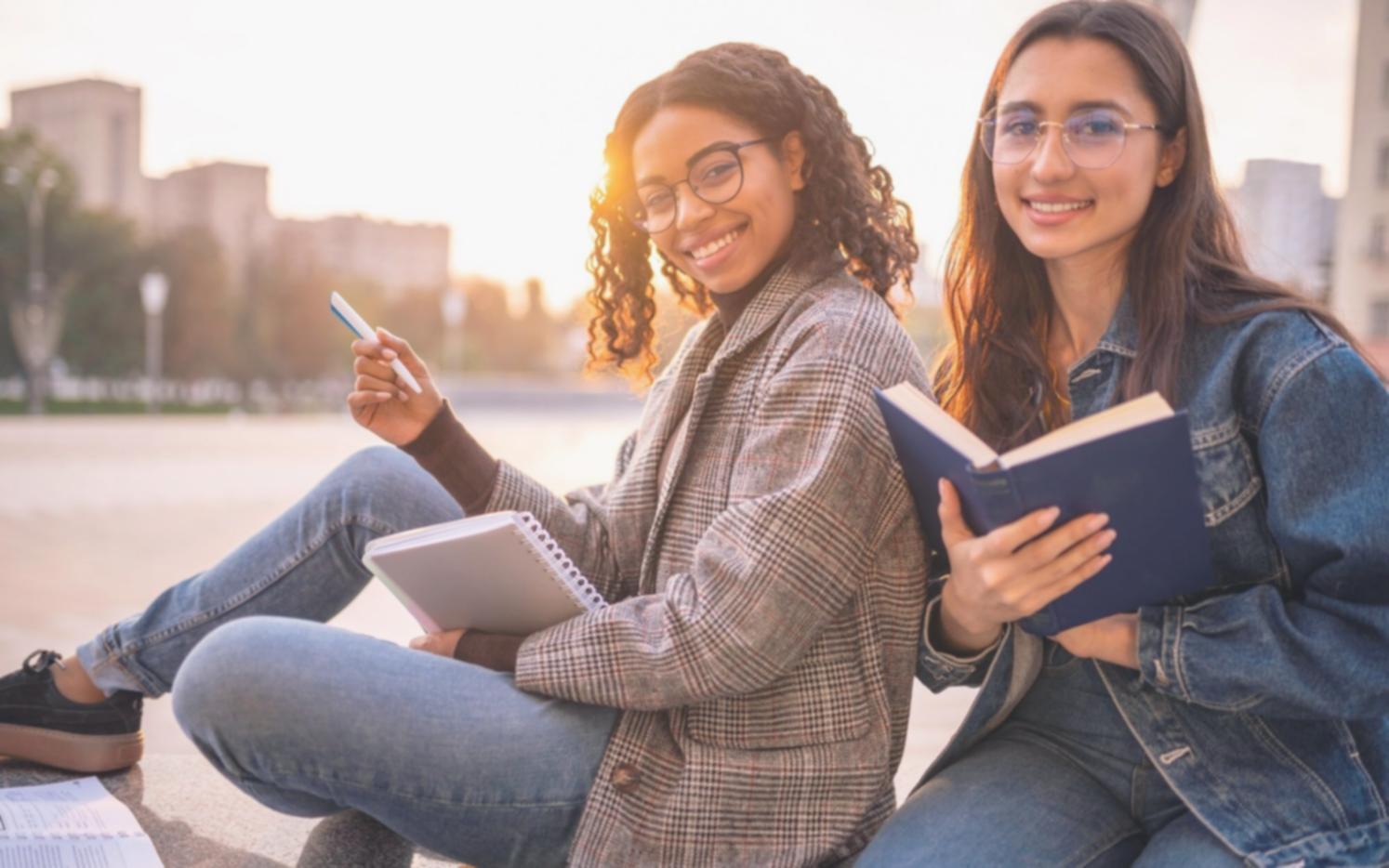 Espace de travail moderne avec outils de modélisation financière